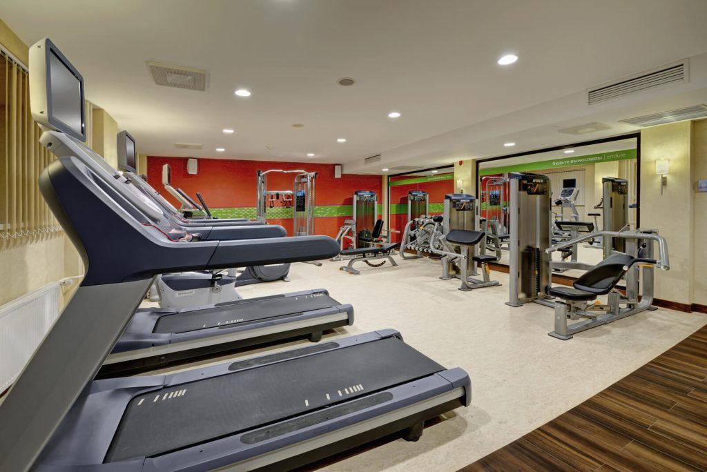 Fitnes_tsentr_v_otele_Hampton_by_Hilton_Volgograd_Profsoyuznaya